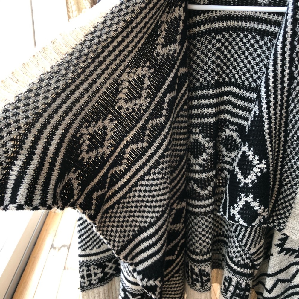 Patterned Cardigan - image 2